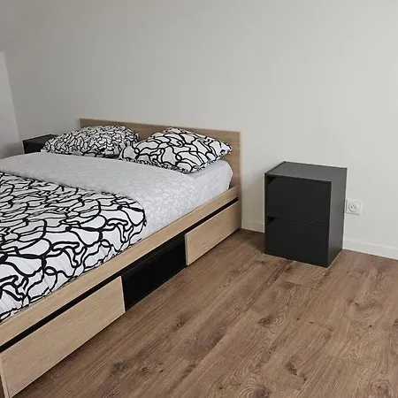 Apartment Jolie F3 *