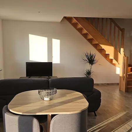 Jolie F3 Apartment *